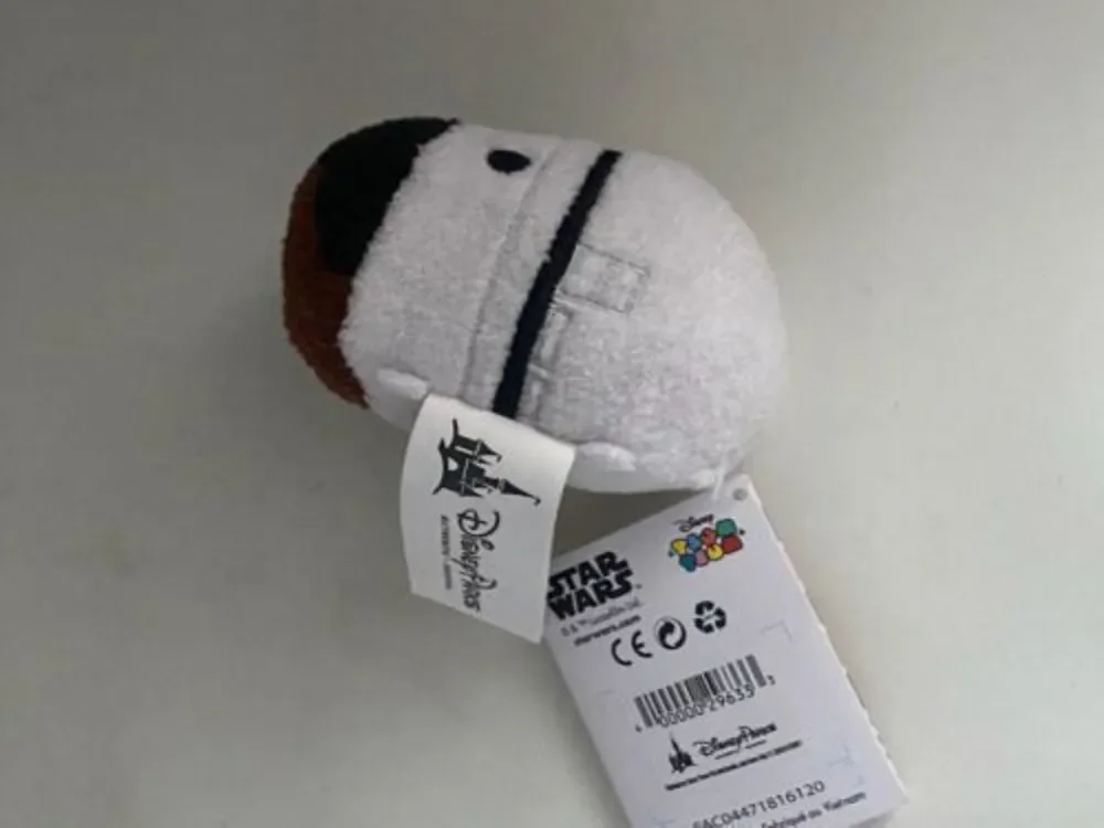 NEW Disney PARKS Star Wars Finn Tsum Tsum Plush Mini